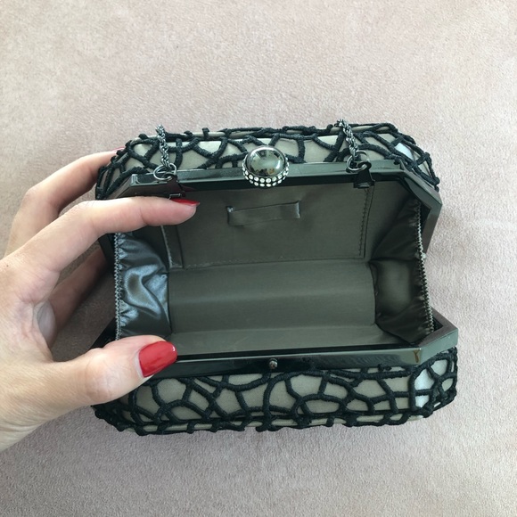 Small clutch - Picture 3 of 3